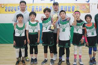 男篮短训队将与TAT广东站冠军澳门黑熊打热身赛 韦德大儿子在此队